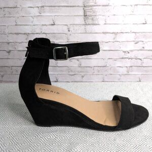 TORRID - Ankle Strap Demi Wedge Heel - BLACK faux suede - Shoe SIZE 10.5 (WW)